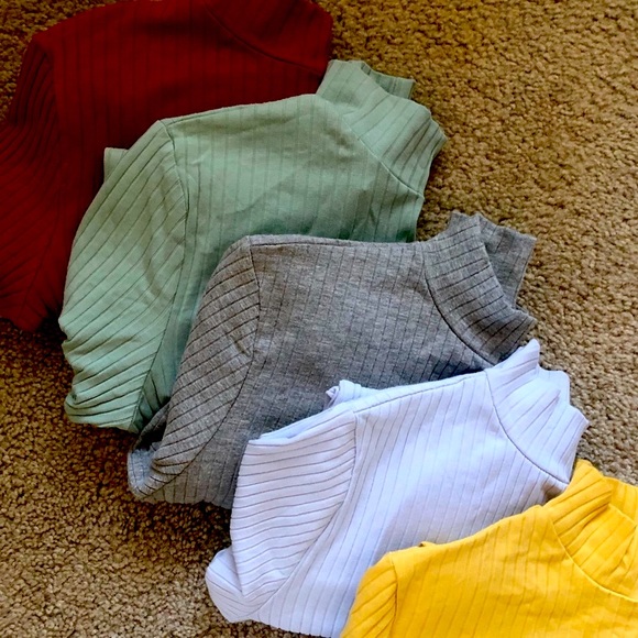 Cute little mock turtleneck tops is lots of colors - Picture 2 of 9